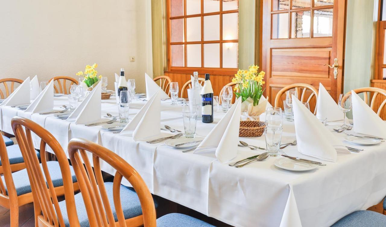 Hotel-Gasthaus "Krone" Boetzingen Bagian luar foto