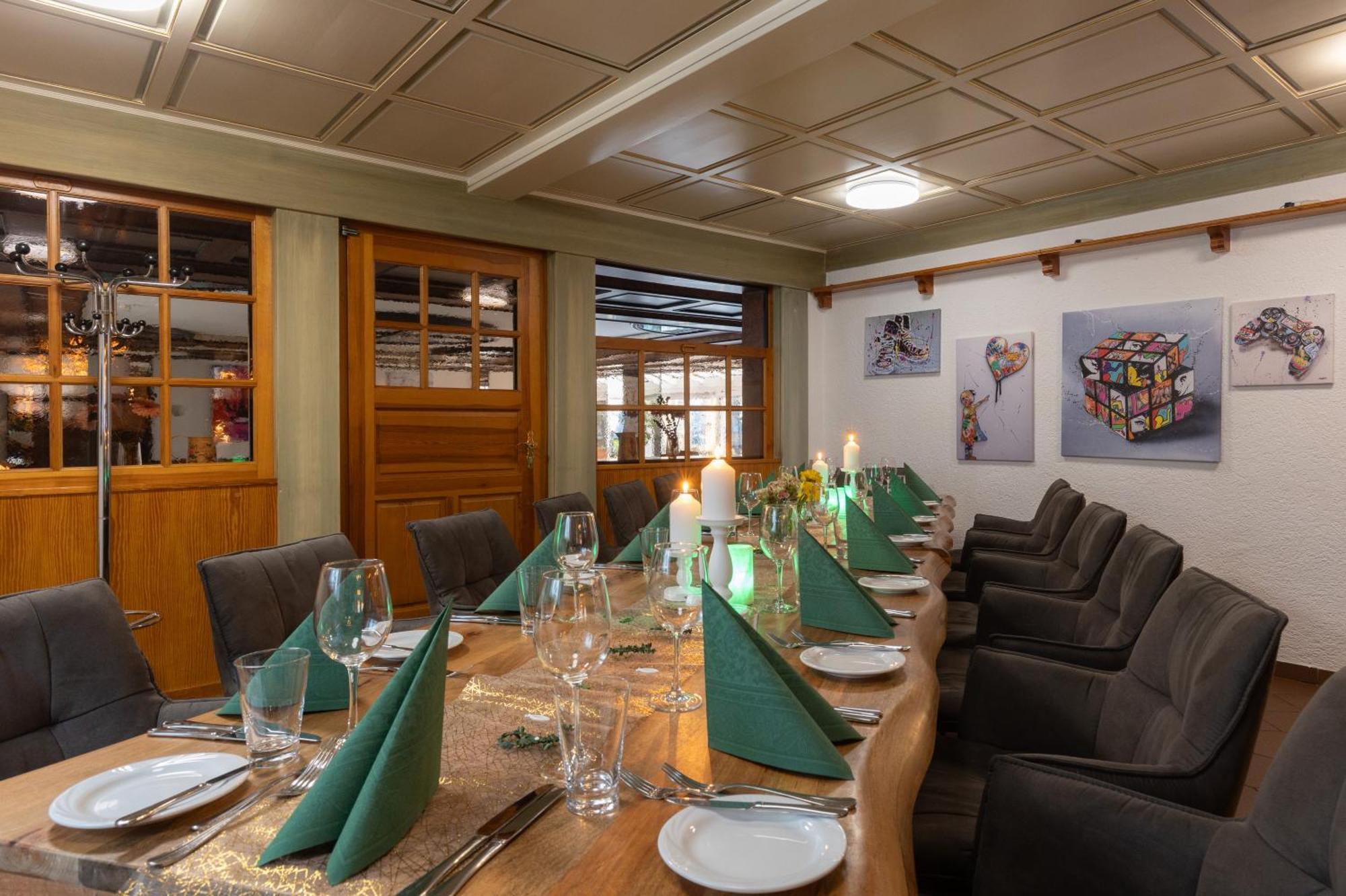 Hotel-Gasthaus "Krone" Boetzingen Bagian luar foto