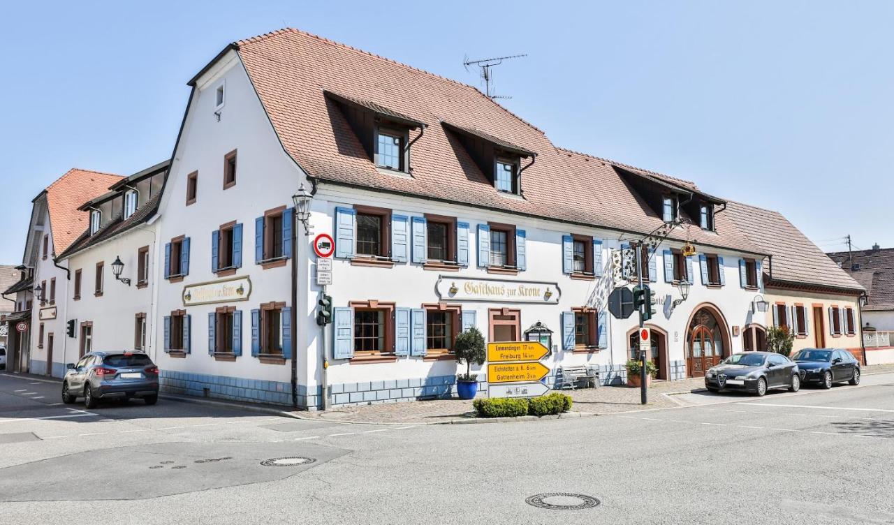 Hotel-Gasthaus "Krone" Boetzingen Bagian luar foto